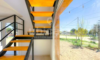 Casa en PH en  Dina Huapi a estrenar a 200 m del lago
