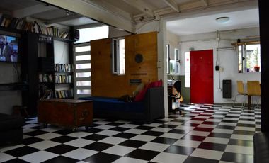 Casa en venta - 2 dormitorios 2 baños - 400mts2 - Manuel B. Gonnet, La Plata