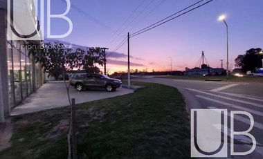 Vendo Dos Locales Comerciales Muy Bien Ubicados en Saladillo