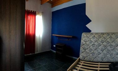 Casa en venta - 3 dormitorios 1 baño - Cocheras - 376mts2 - Villa Parque Sicardi