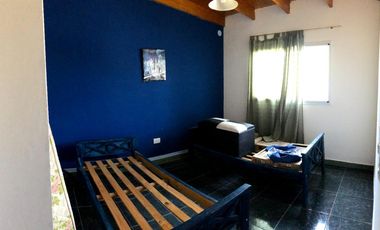 Casa en venta - 3 dormitorios 1 baño - Cocheras - 376mts2 - Villa Parque Sicardi