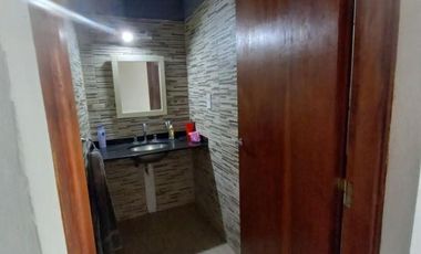 Casa en venta - 3 dormitorios 1 baño - Cocheras - 376mts2 - Villa Parque Sicardi