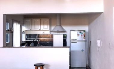 Casa en venta - 3 dormitorios 1 baño - Cocheras - 376mts2 - Villa Parque Sicardi