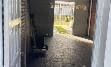 Triplex en venta - 3 Dormitorios 2 Baños - Cochera - 100Mts2 - San Bernardo del Tuyú