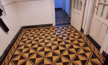 PH en alquiler - 2 Dormitorios 1 Baño - La Plata