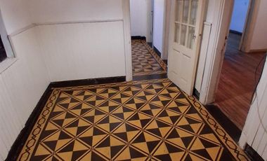 PH en alquiler - 2 Dormitorios 1 Baño - La Plata