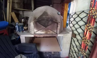 Casa en venta - 4 Dormitorios 2 Baños - 180Mts2 - Avellaneda