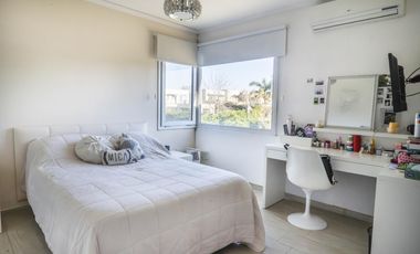 Casa en venta en la Lomada de Pilar, Pilar - 4 Ambientes
