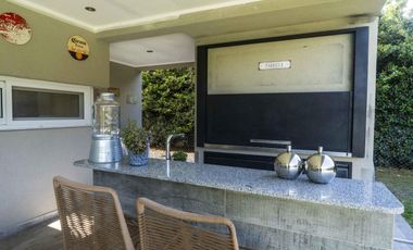 Casa en venta en la Lomada de Pilar, Pilar - 4 Ambientes