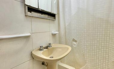 DEPARTAMENTO 3 AMBIENTES MUY LUMINOSO, EN PRIMER PISO, SUPER AMPLIO