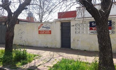 CASA 3 AMBIENTES VENTA EN Jose Leon Suarez 1975 (REMEDIOS DE ESCALADA)