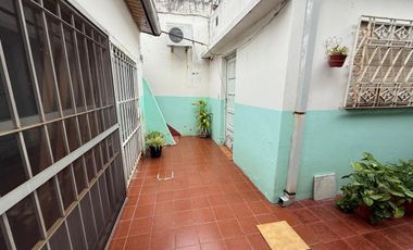 CASA DE 3 AMBIENTES VENTA EN Coronel Warnes  1542 (LANUS OESTE)