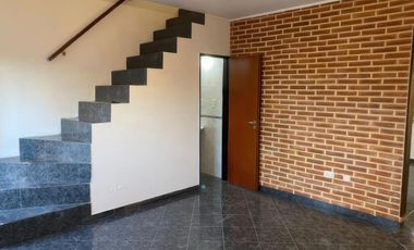 Dúplex en venta - 2 dormitorios 1 baño - 123.57mts2 - La Plata