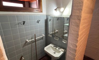 Casa en alquiler temporario - 4 Dormitorios 2 Baños - Mar del Plata