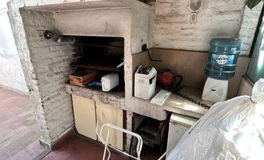 Casa en alquiler temporario - 4 Dormitorios 2 Baños - Mar del Plata