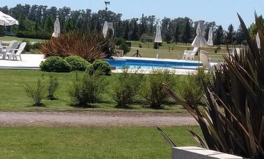 Terreno en venta 2250mts2 totales - Campos de Roca II