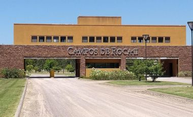 Terreno en venta 2250mts2 totales - Campos de Roca II