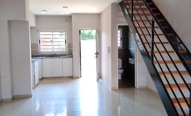 DUPLEX 3 ambientes en venta en Berazategui
