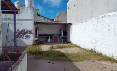 Local  sobre Avenida Equiza en  venta en G. Catan