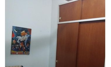 Casas en venta - 4 Dormitorios 3 Baños 1 Cochera 1 Local - Gonzalez Catan, La Matanza