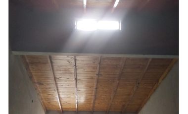 Casas en venta - 4 Dormitorios 3 Baños 1 Cochera 1 Local - Gonzalez Catan, La Matanza