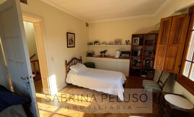 VENTA Casa 5amb Barrio Cerrado El Casco de Moreno