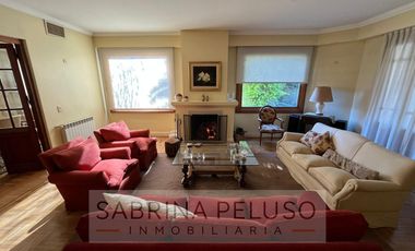 VENTA Casa 5amb Barrio Cerrado El Casco de Moreno