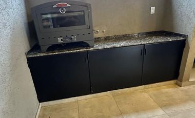 Casa en venta - 3 Dormitorios 3 Baños - Ibarlucea