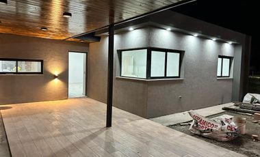 Casa en venta - 3 Dormitorios 3 Baños - Ibarlucea