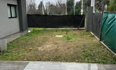 Casa en venta - 3 Dormitorios 3 Baños - Ibarlucea