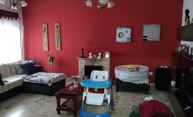 PH en venta - 3 dormitorios 1 baño - 148mts2 - Quilmes