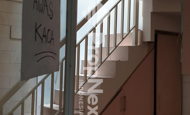 Royal Residence, Wiyung