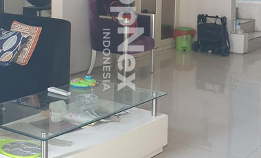 Royal Residence, Wiyung