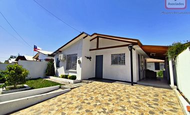 Bella casa en Venta Pirque