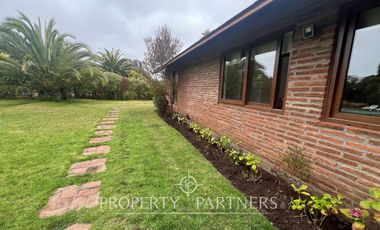 Hermosa Casa en ubicación privilegiada, futuro sector comercial.