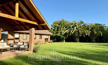 Hermosa Casa en ubicación privilegiada, futuro sector comercial.