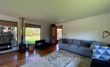 Hermosa Casa en ubicación privilegiada, futuro sector comercial.