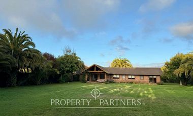 Hermosa Casa en ubicación privilegiada, futuro sector comercial.