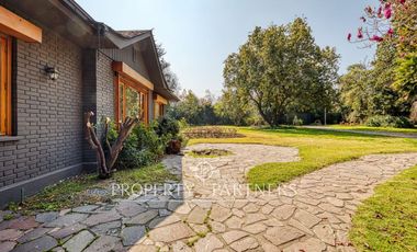 Excelente casa en magnífica ubicación