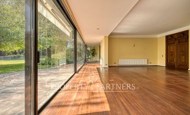 Extraordinaria casa en espectacular terreno