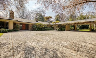 Extraordinaria casa en espectacular terreno