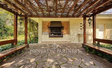 Extraordinaria casa en espectacular terreno