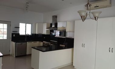 Casa en condominio en renta en Bosquencinos, Monterrey, NL