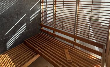 Casa en venta con piscina - Cumbayá Reservorio de agua