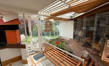 Casa en venta con piscina - Cumbayá Reservorio de agua