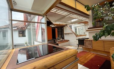 Casa en venta con piscina - Cumbayá Reservorio de agua