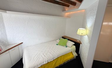 Casa en venta con piscina - Cumbayá Reservorio de agua