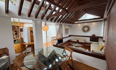 Casa en venta con piscina - Cumbayá Reservorio de agua