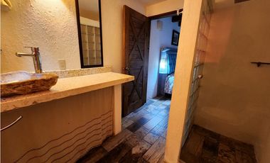 CASA EN RENTA, ACATITLN VALLE DE BRAVO