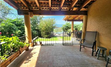 CASA EN RENTA, ACATITLN VALLE DE BRAVO